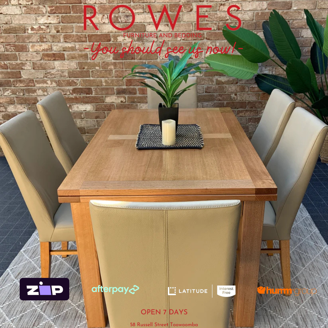 Wooden extension dining table