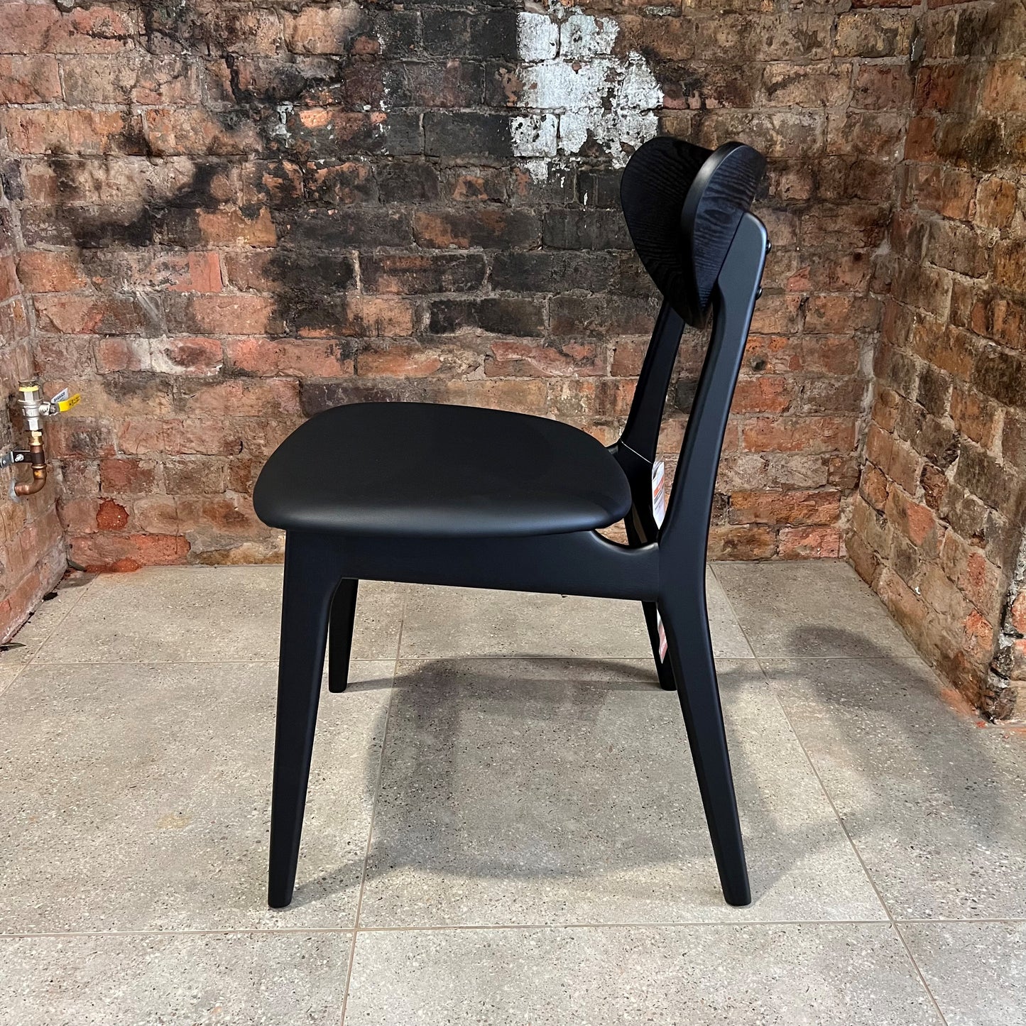 Finland Dining Chair – rowesfurniture